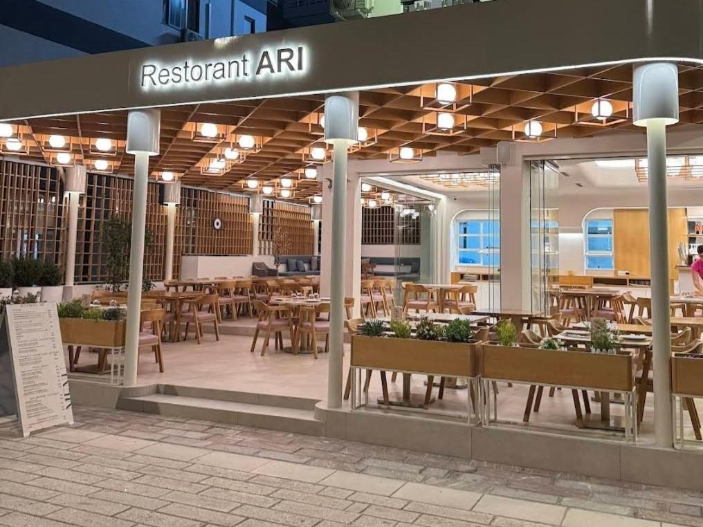 阿里酒店 Sarandë 外观 照片