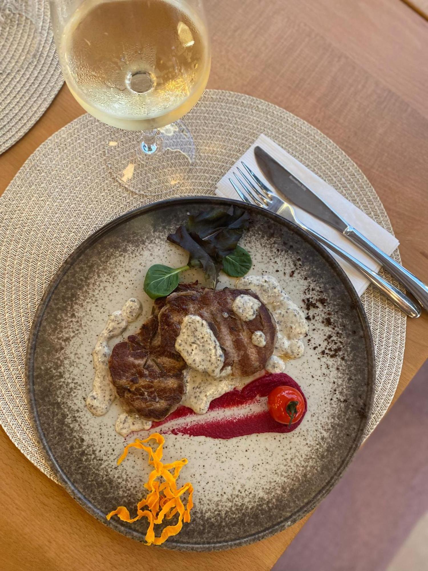 阿里酒店 Sarandë 外观 照片