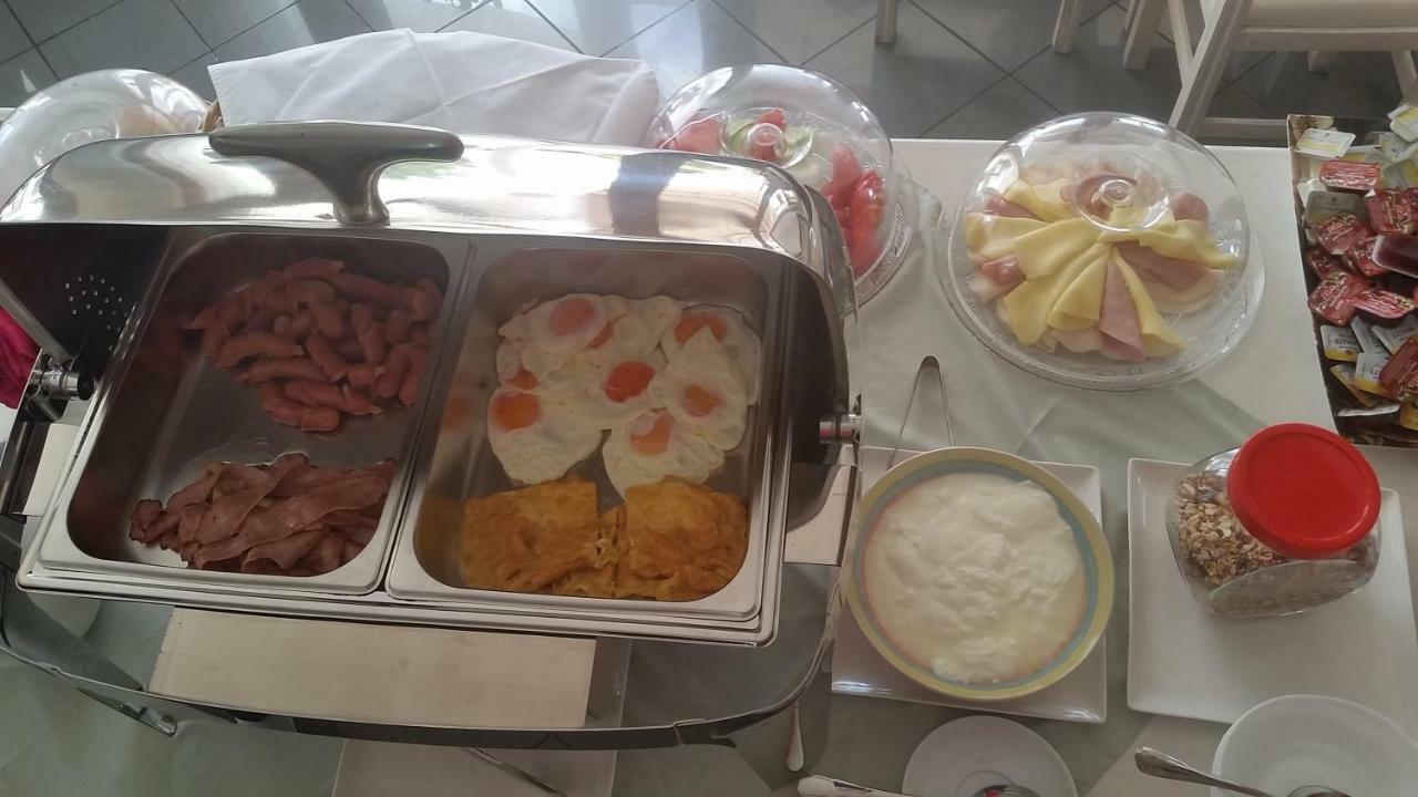 阿里酒店 Sarandë 外观 照片