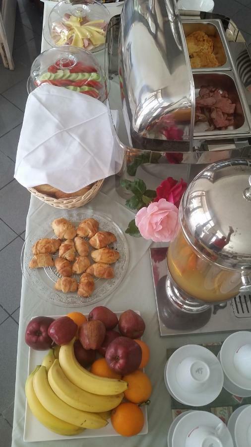 阿里酒店 Sarandë 外观 照片